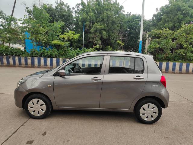 https://images10.gaadi.com/usedcar_image/4600800/original/processed_de7bf900a2d0d1fef9578f6932552479.jpg?imwidth=6402