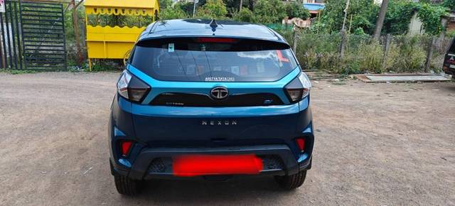https://images10.gaadi.com/usedcar_image/4600811/original/processed_c9515a07-9797-460f-b119-ed682e08a1c4.jpg?imwidth=6402