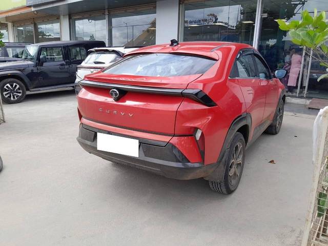 https://images10.gaadi.com/usedcar_image/4600828/original/processed_21f46b8cc0d01c938654116e8f345cad.jpg?imwidth=6402