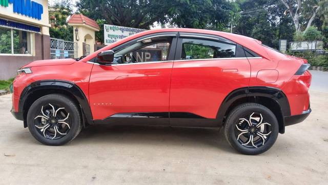 https://images10.gaadi.com/usedcar_image/4600828/original/processed_2c3526a6967dc4ff752df8b672121837.jpg?imwidth=6402