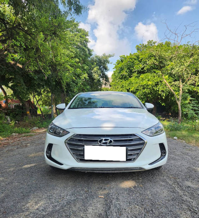 https://images10.gaadi.com/usedcar_image/4600835/original/processed_86322405e5419c47ae2c62d874d35198.png?imwidth=6402