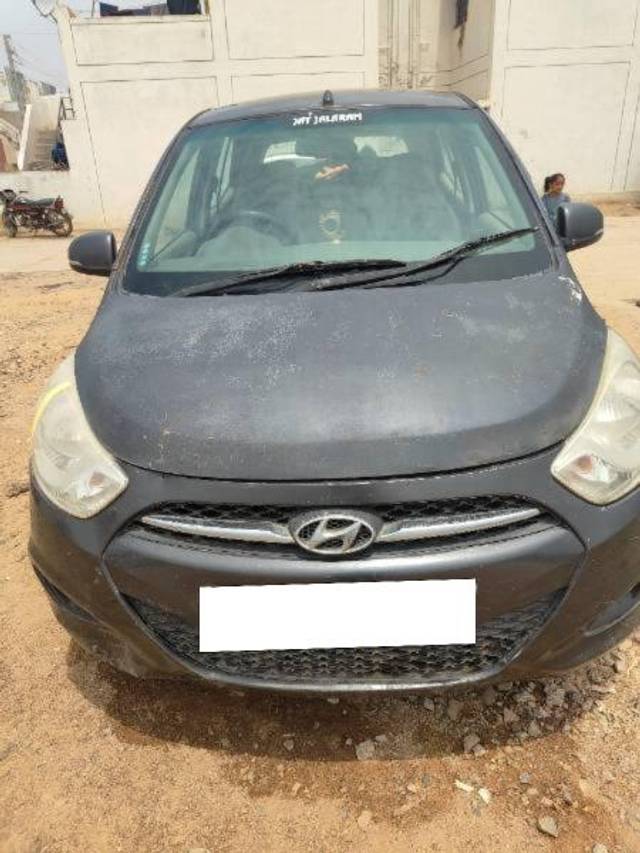https://images10.gaadi.com/usedcar_image/4600881/original/processed_c889b839-42bf-43f2-98f9-10221170306f.jpg?imwidth=6400