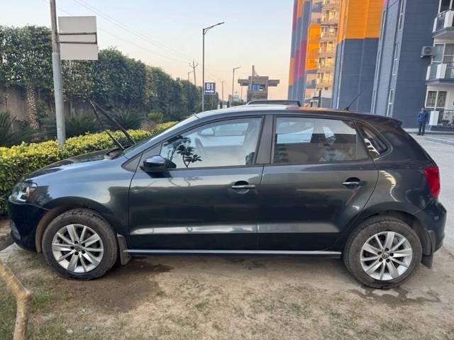 https://images10.gaadi.com/usedcar_image/4600896/original/processed_6b7466b8-32d2-4615-b0c3-bbc1f1422cdd.jpg?imwidth=6402