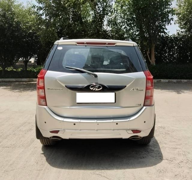 https://images10.gaadi.com/usedcar_image/4600954/original/processed_eb72a9b5ec53a059214e18618307ab4e.jpg?imwidth=6401