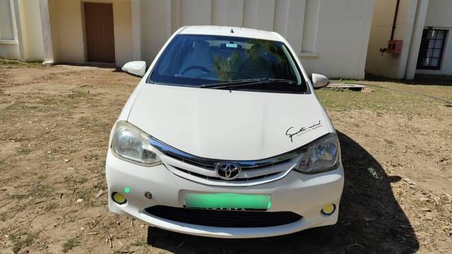 https://images10.gaadi.com/usedcar_image/4600964/original/processed_7c3975d4-892f-4ca3-a0c6-f0655b4b3150.jpg?imwidth=6402