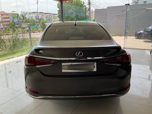 https://images10.gaadi.com/usedcar_image/4600978/original/processed_6d37f023-c410-49ca-b3d7-f4098e8bee96.jpeg?imwidth=6401