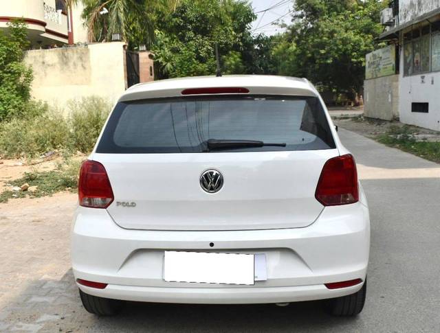 https://images10.gaadi.com/usedcar_image/4600982/original/processed_c5e4bc3cd20b1ce1ab9b837df9194cfc.jpg?imwidth=6402