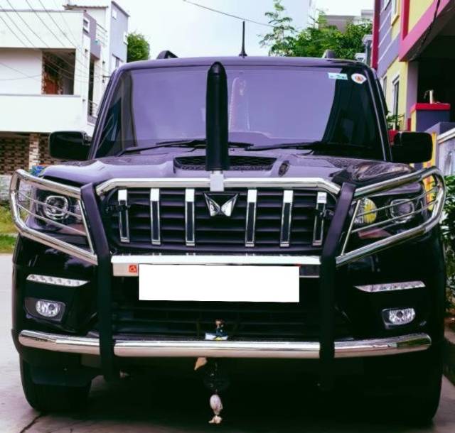 https://images10.gaadi.com/usedcar_image/4600991/original/processed_c6d271f9-172a-4ece-a355-d54ff69f8519.jpg?imwidth=6400
