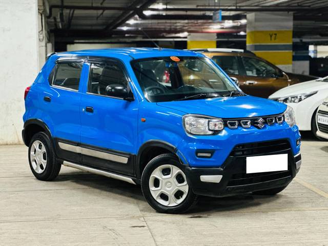 https://images10.gaadi.com/usedcar_image/4601013/original/processed_b874b0ac5d7ecda1e869e3da6d5f4cdb.jpg?imwidth=6400