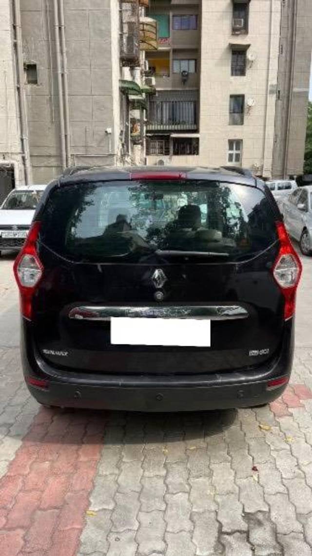 https://images10.gaadi.com/usedcar_image/4601023/original/processed_1e838240-fedb-472d-bc13-422785e2903d.jpeg?imwidth=6401