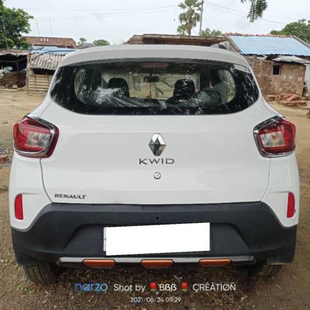 https://images10.gaadi.com/usedcar_image/4601028/original/processed_0027d896-1ac3-4661-a803-cd79c87bd774.jpg?imwidth=6401