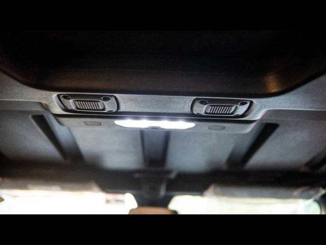 https://images10.gaadi.com/usedcar_image/4601032/original/ac719dc5513c51072a90af1adb67e1dd.jpg?imwidth=6401