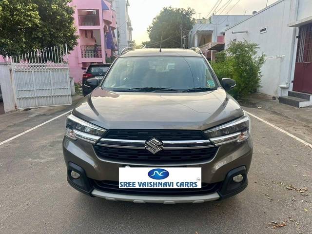 https://images10.gaadi.com/usedcar_image/4601035/original/processed_f1c502cff4bc3e54d95fd8e76658d3e1.jpg?imwidth=6400