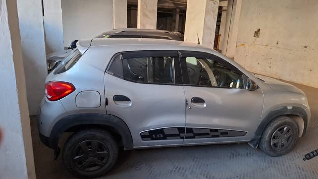 https://images10.gaadi.com/usedcar_image/4601053/original/a5f4fc3c-48bc-494d-a411-e17b350d4710.jpg?imwidth=6401