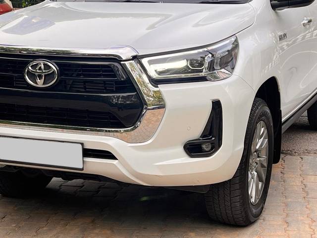 https://images10.gaadi.com/usedcar_image/4601099/original/7f3569e8f66a4a49bb90a246779b0da3.jpeg?imwidth=6402