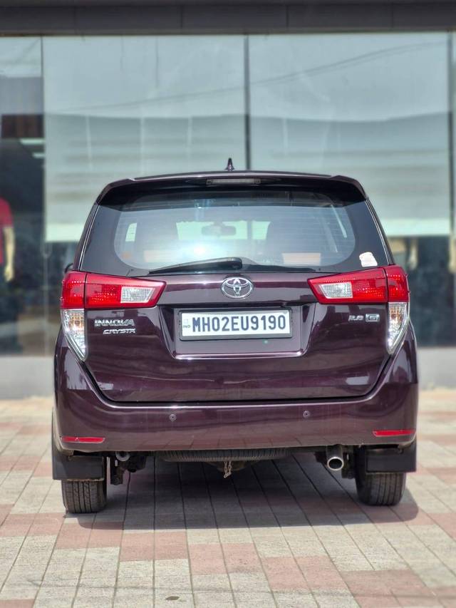 https://images10.gaadi.com/usedcar_image/4601103/original/processed_176c97458a39c68f388d1140f45bc7b1.jpg?imwidth=6401
