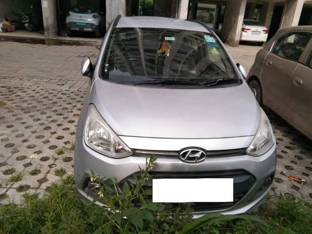 https://images10.gaadi.com/usedcar_image/4601137/original/processed_0ccd1c9b-7e29-48f7-8e20-8f2ddfa0643f.jpg?imwidth=6400