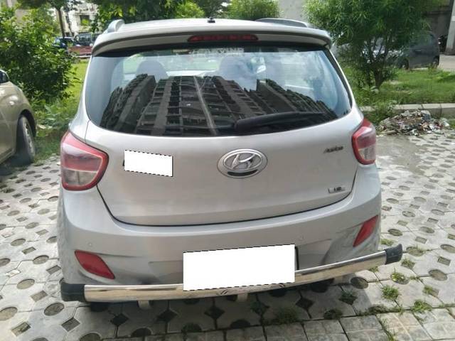 https://images10.gaadi.com/usedcar_image/4601137/original/processed_d9e5142c-b9bf-4326-a89a-d52c63249239.jpg?imwidth=6401