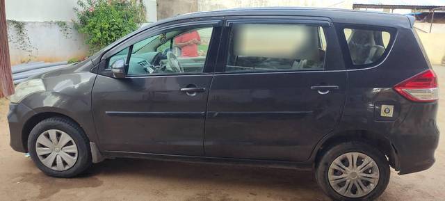 https://images10.gaadi.com/usedcar_image/4601139/original/processed_9df0546b-5101-49ec-88f9-dfeb1c2c5fdc.jpg?imwidth=6400
