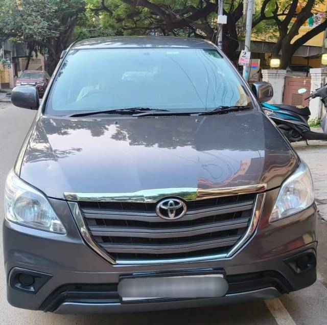 https://images10.gaadi.com/usedcar_image/4601238/original/processed_e5ec020bcb5bd64d06106e130d10417a.jpg?imwidth=6402