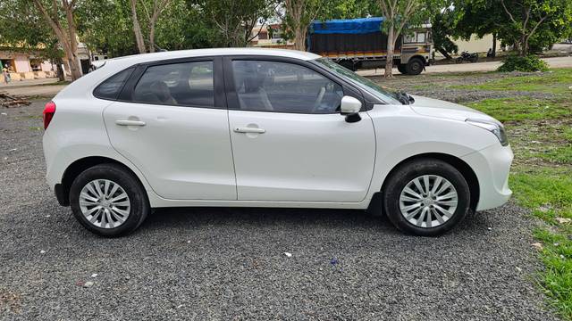https://images10.gaadi.com/usedcar_image/4601240/original/6d7887956dbda8e9130cb5faa98fef82.jpg?imwidth=6401
