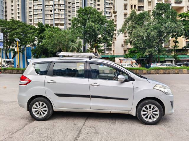 https://images10.gaadi.com/usedcar_image/4601251/original/b92c3d3119d577bcd78a50c058ba09ff.jpg?imwidth=6401
