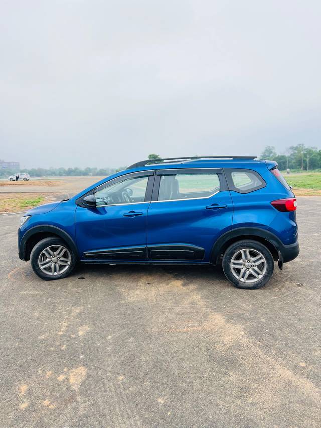 https://images10.gaadi.com/usedcar_image/4601269/original/6228c895a98d96b6832f642eda82259d.jpeg?imwidth=6402
