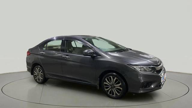 https://images10.gaadi.com/usedcar_image/4601274/original/02b5f38a56b31bf5457177c7cf83ea93.jpg?imwidth=6400