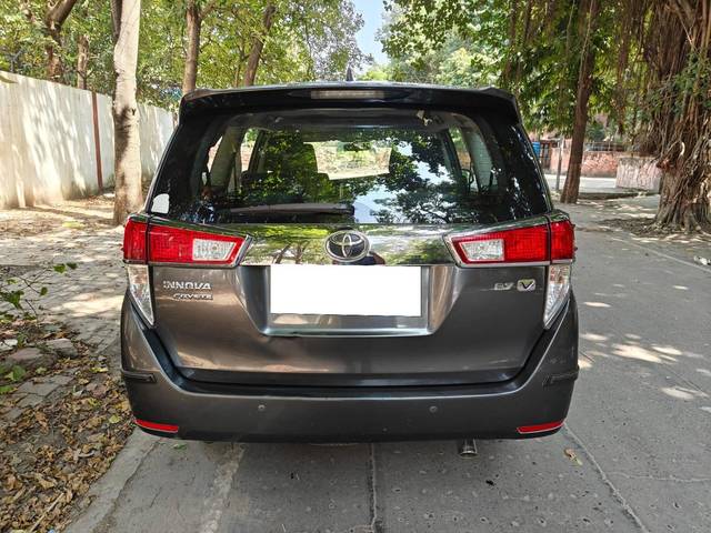 https://images10.gaadi.com/usedcar_image/4601276/original/processed_739aa3cbe193df1de9cda4f038a460a6.jpg?imwidth=6401