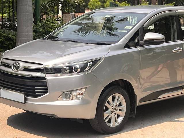 https://images10.gaadi.com/usedcar_image/4601282/original/processed_0a7adf0c33634417326784c8491b36f6.jpeg?imwidth=6402