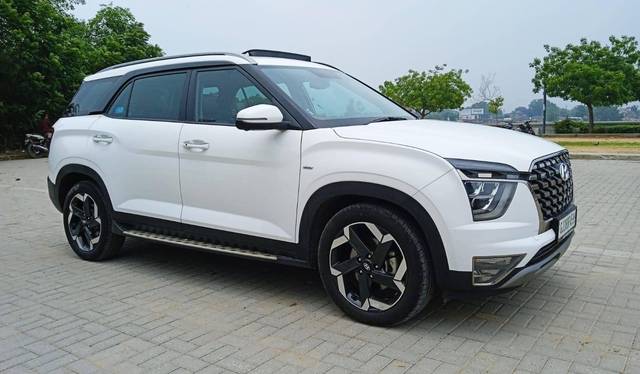 https://images10.gaadi.com/usedcar_image/4601286/original/processed_e5bcb955b7d56cf0bca744a5f3bd6294.jpg?imwidth=6400