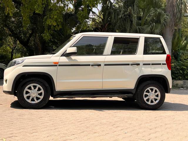https://images10.gaadi.com/usedcar_image/4601298/original/341d0bdb972ad44fe8408c2f6eebcd86.jpg?imwidth=6402