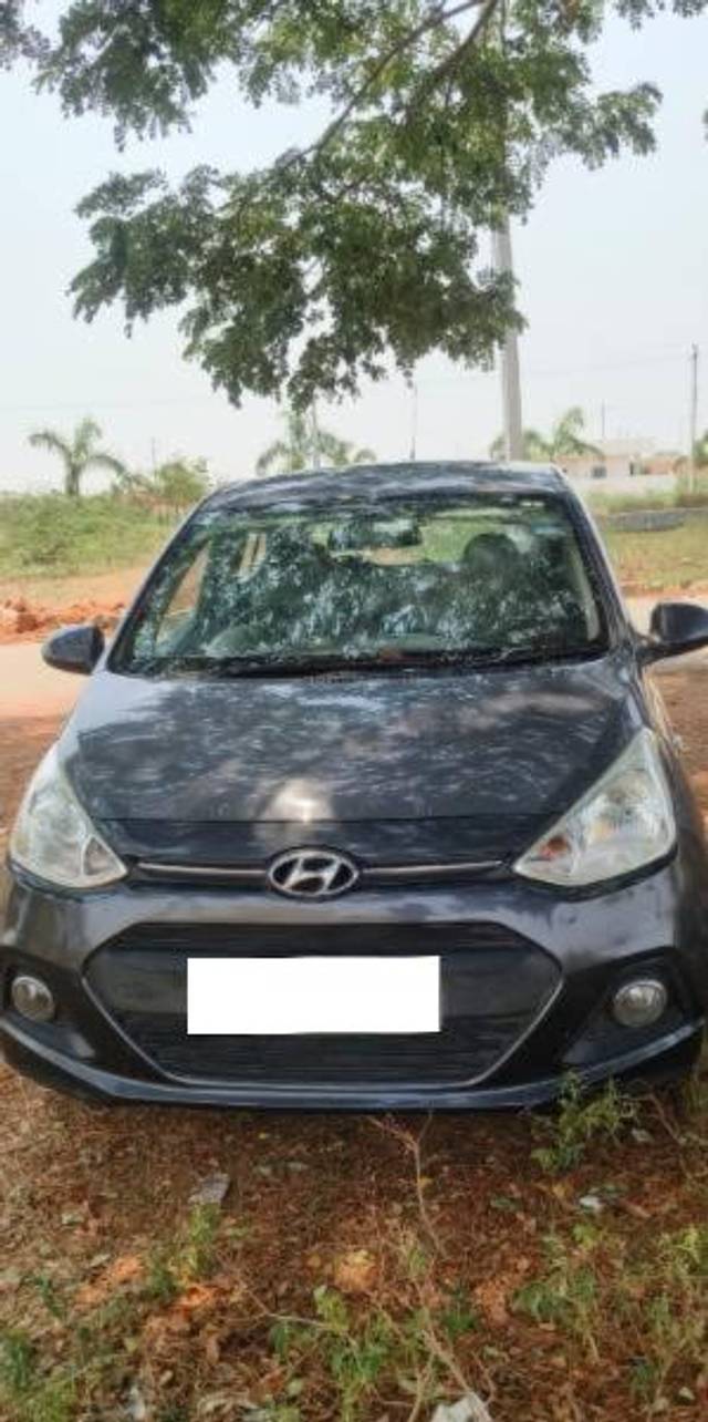 https://images10.gaadi.com/usedcar_image/4601301/original/processed_ceb368bf-110c-4fc7-a0e6-ed04f71a634c.jpg?imwidth=6400