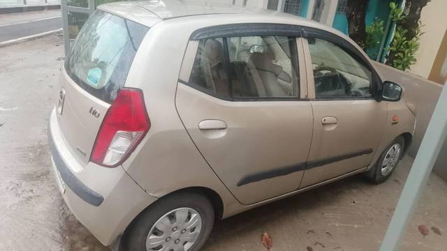 https://images10.gaadi.com/usedcar_image/4601357/original/processed_e369fe2c-b634-477e-a54c-c222962c916f.jpeg?imwidth=6402