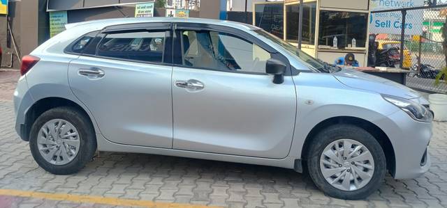 https://images10.gaadi.com/usedcar_image/4601369/original/processed_61cb6c13-5e1b-403e-8aab-667387888b1a.jpg?imwidth=6401