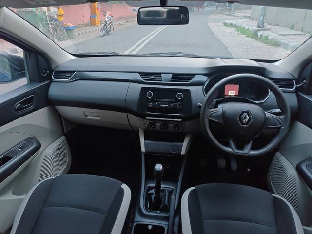 https://images10.gaadi.com/usedcar_image/4601371/original/4decee85c4009c62d5ed4936b1c71ceb.jpg?imwidth=6401