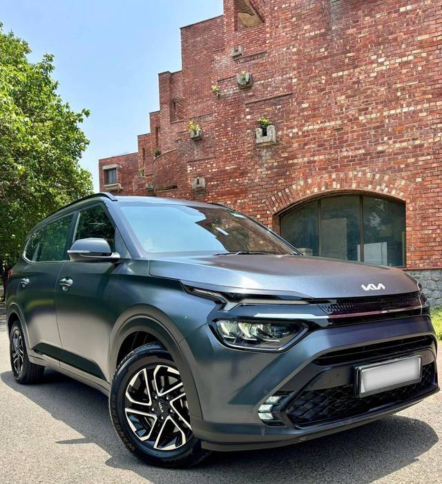 https://images10.gaadi.com/usedcar_image/4601372/original/processed_fd09911ea1fc0dd0e8d8201ee2dce16c.jpeg?imwidth=6402