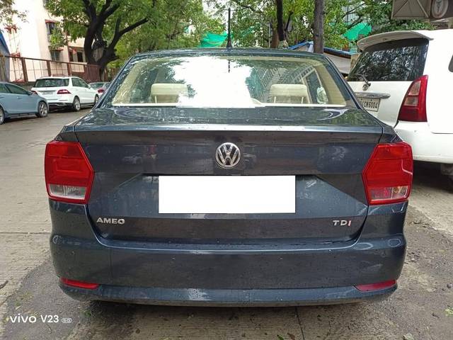 https://images10.gaadi.com/usedcar_image/4601374/original/processed_818a7494b7d929d0433b2a68a0295229.jpg?imwidth=6402