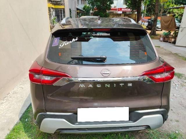 https://images10.gaadi.com/usedcar_image/4601402/original/processed_cb736abd-3834-446e-b9df-193e9ac9fd95.jpg?imwidth=6402