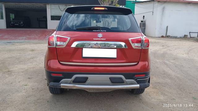 https://images10.gaadi.com/usedcar_image/4601404/original/processed_27d47fc1a21472dfe7cf44cbd8f2d9da.jpg?imwidth=6401