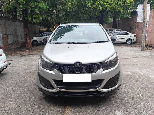 https://images10.gaadi.com/usedcar_image/4601416/original/processed_e328cfd943d1c99fbee551ceb7146416.jpg?imwidth=6400