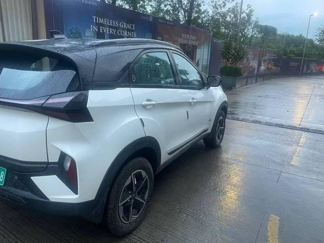 https://images10.gaadi.com/usedcar_image/4601432/original/processed_9964e89f-8ea8-468d-83cf-29e5cf5d41c0.jpeg?imwidth=6401