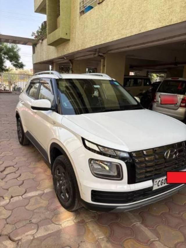 https://images10.gaadi.com/usedcar_image/4601435/original/processed_cac3cce2-c466-4c5a-8535-cc996e96238c.jpg?imwidth=6400