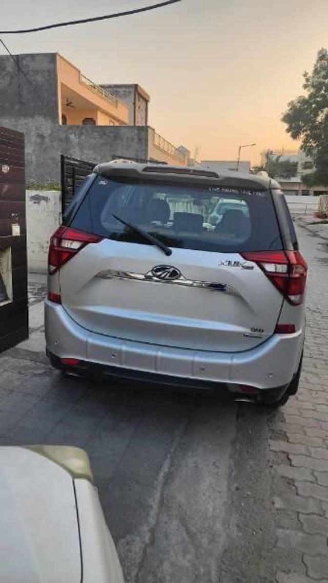 https://images10.gaadi.com/usedcar_image/4601445/original/processed_5f7ebb44-c9ea-496f-85ca-03e56aee24d0.jfif?imwidth=6402