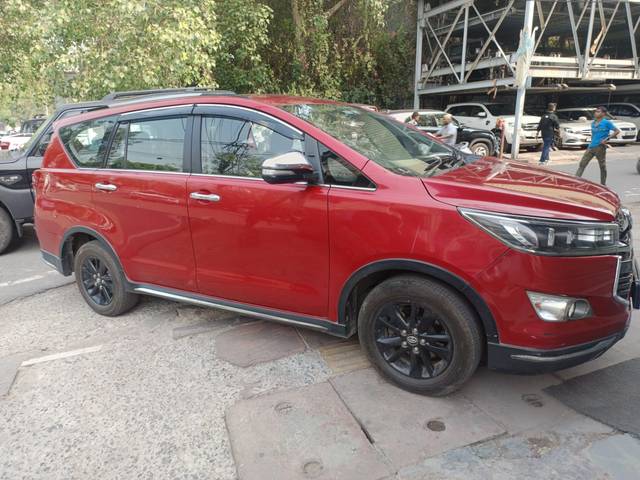 https://images10.gaadi.com/usedcar_image/4601462/original/18dc58ad91bf334d7690c8bda53c5dc5.jpg?imwidth=6400