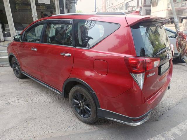 https://images10.gaadi.com/usedcar_image/4601462/original/processed_2d1aeb28050b82788246768d23c66c6d.jpg?imwidth=6402