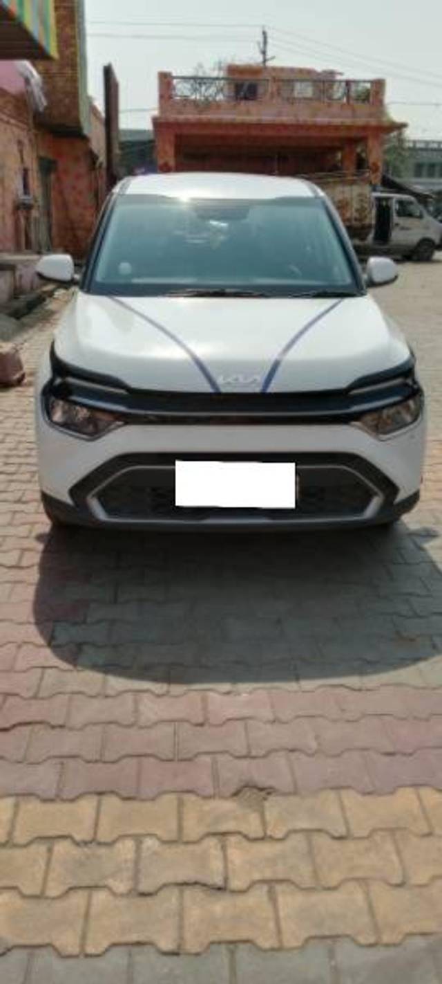 https://images10.gaadi.com/usedcar_image/4601527/original/processed_2c289a84-dd3d-40d4-9ae9-63e7d6541880.jpg?imwidth=6400