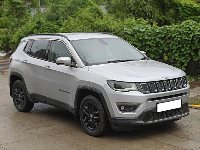 https://images10.gaadi.com/usedcar_image/4601547/original/processed_bbfb333cc10398e3ebe95466b7a29277.jpg?imwidth=6400