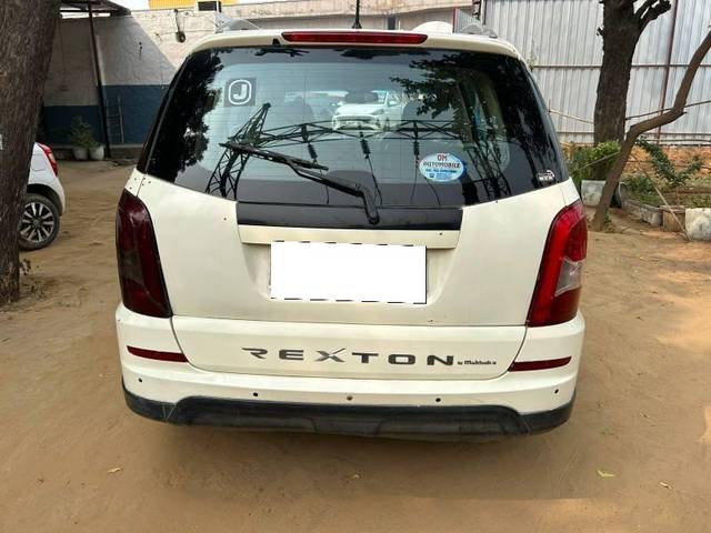 https://images10.gaadi.com/usedcar_image/4601558/original/processed_d171d0e1-d2b5-40da-b6d9-84c11e165ec9.jpg?imwidth=6401