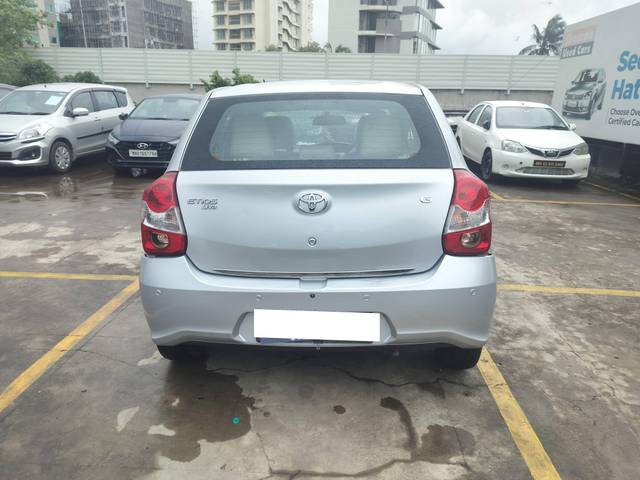 https://images10.gaadi.com/usedcar_image/4601563/original/processed_5a082d4257f681971ccdf98920b4b745.jpg?imwidth=6401
